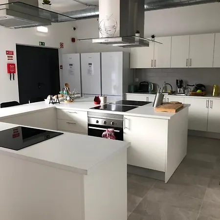 Residencia Universitaria Calhariz Benfica * Lisbona